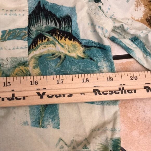 Fishing life button down lightweight summer fishing shirt size medium - Picture 7 of 9